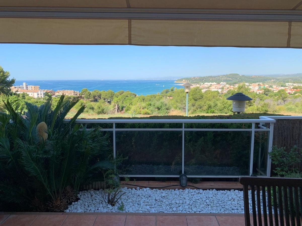 Hermosa casa con espectaculares vistas al mar y a tocar de una idílica calita Altafulla Exterior foto