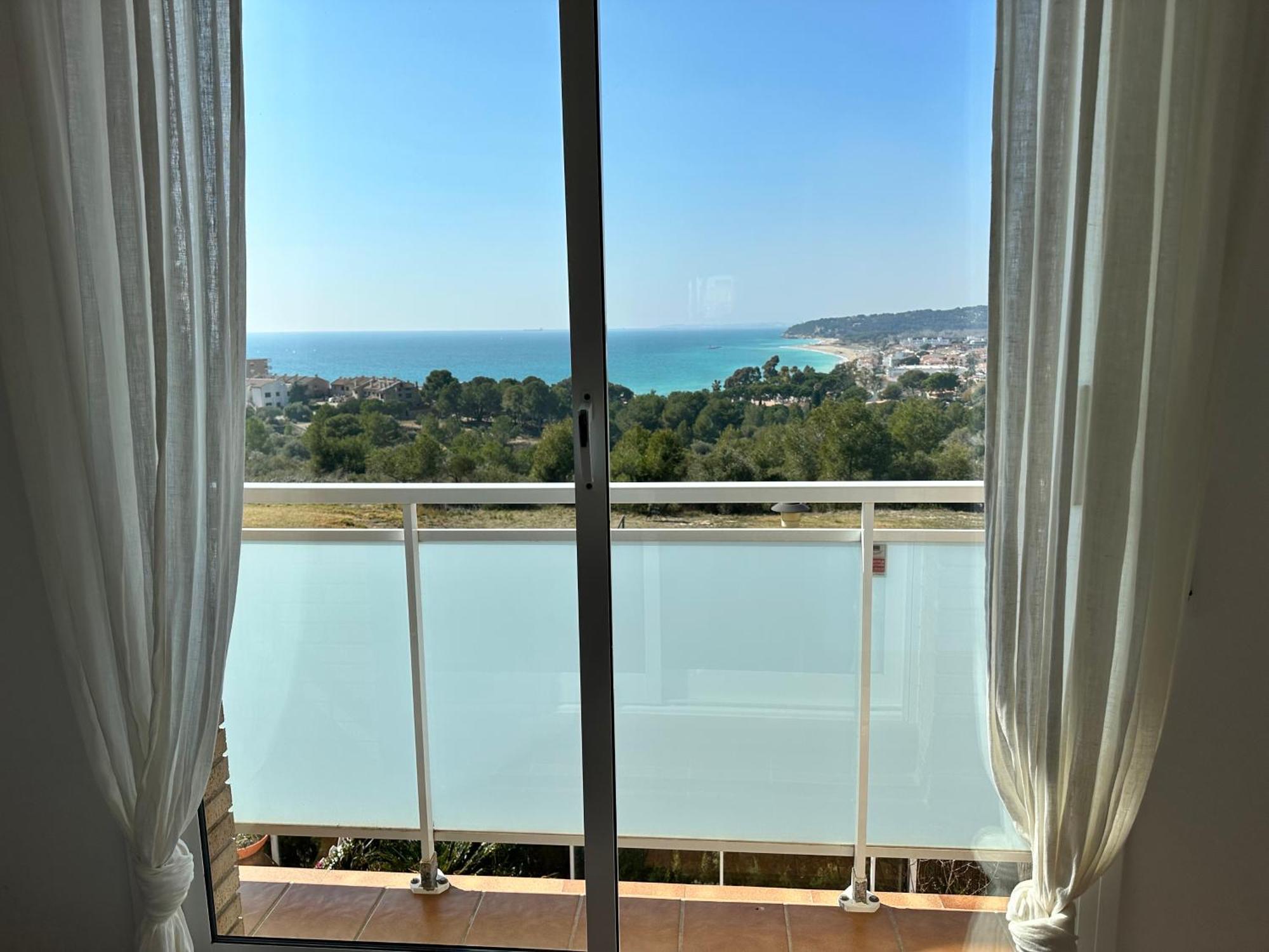 Hermosa casa con espectaculares vistas al mar y a tocar de una idílica calita Altafulla Exterior foto